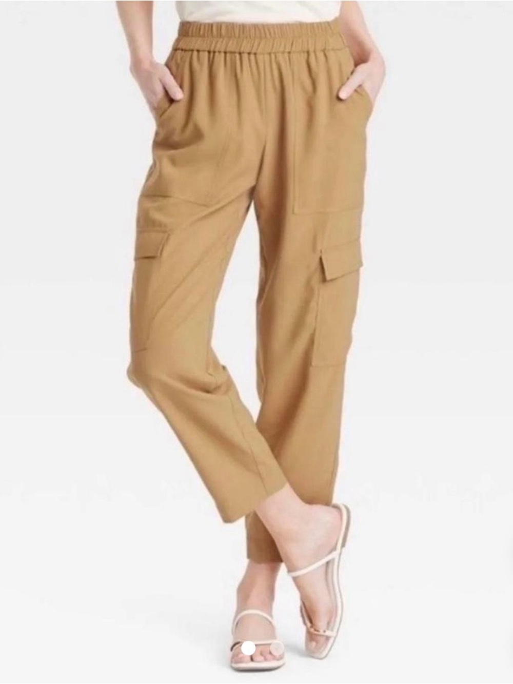 Relaxed Cargo Pants in Camel NWT